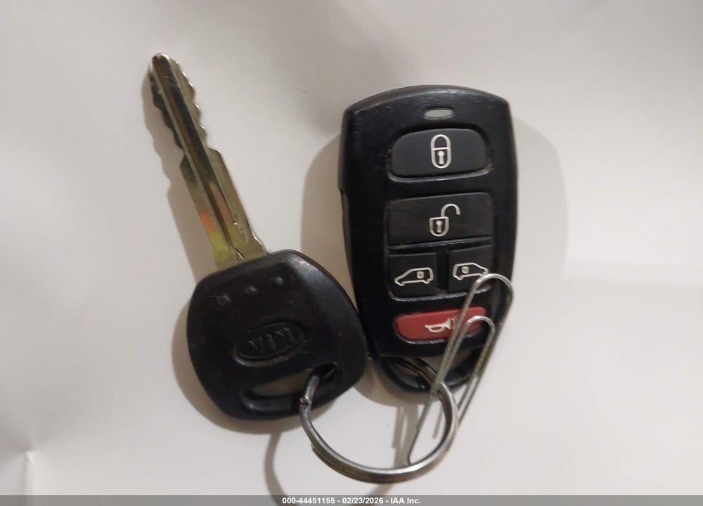 2012 KIA SEDONA LX VIN: KNDMG4C71C6495579