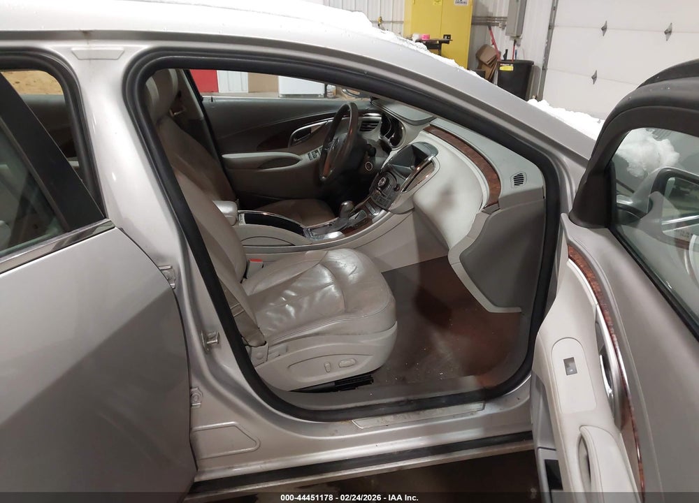 2011 BUICK LACROSSE CXL VIN: 1G4GC5ED8BF216818