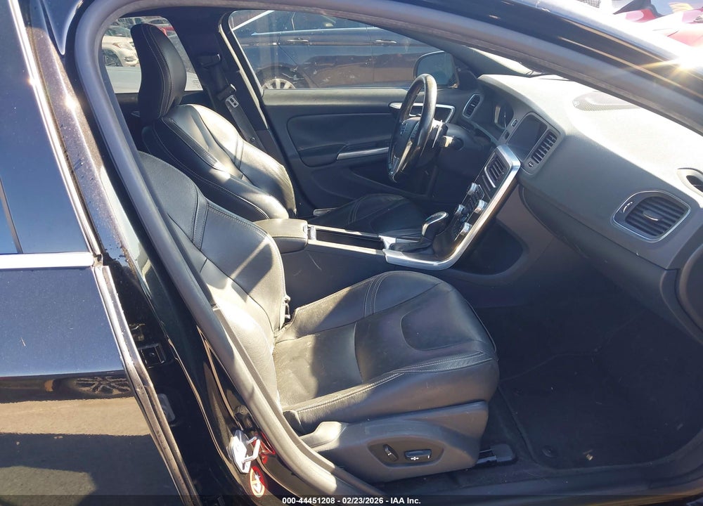 2016 VOLVO S60 T6 DRIVE-E PLATINUM VIN: YV149MFM1G2397879