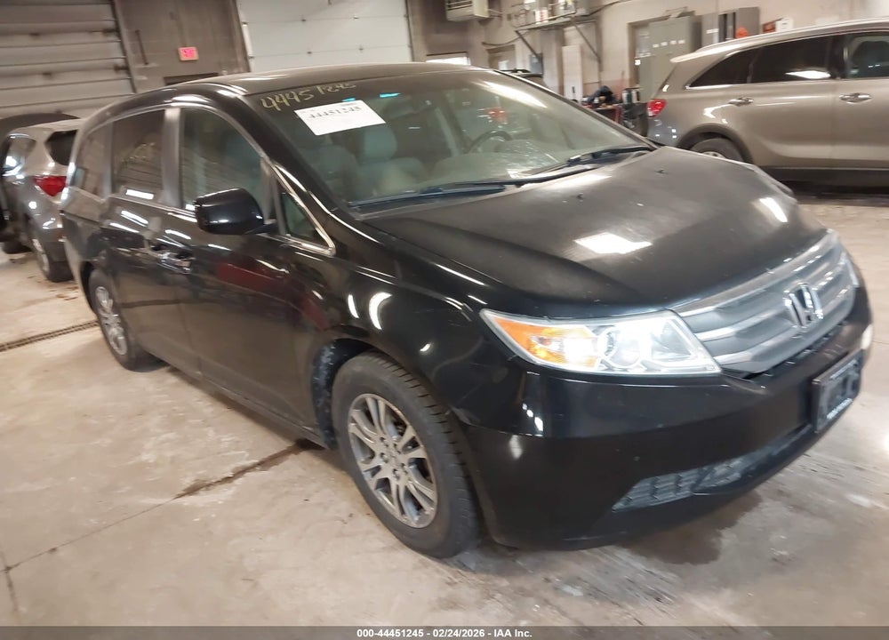2011 HONDA ODYSSEY EX-L VIN: 5FNRL5H64BB051381