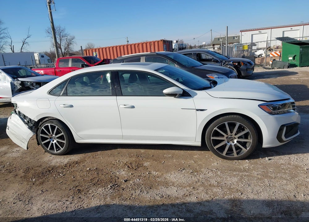 2021 VOLKSWAGEN PASSAT 2.0T R-LINE VIN: 1VWMA7A30MC006821