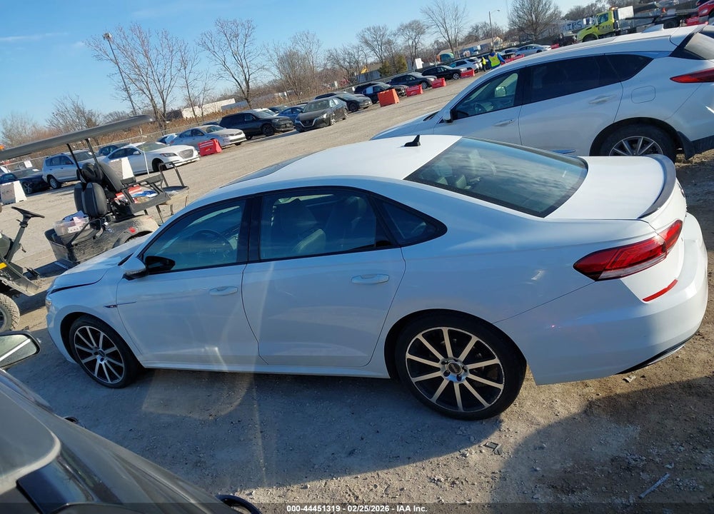 2021 VOLKSWAGEN PASSAT 2.0T R-LINE VIN: 1VWMA7A30MC006821