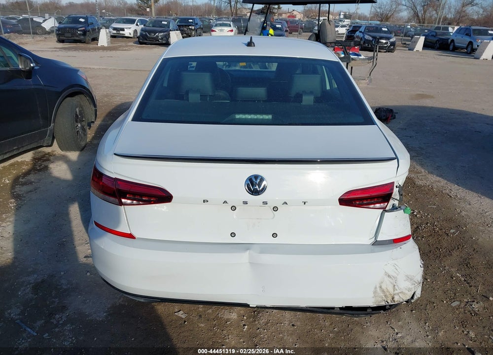 2021 VOLKSWAGEN PASSAT 2.0T R-LINE VIN: 1VWMA7A30MC006821
