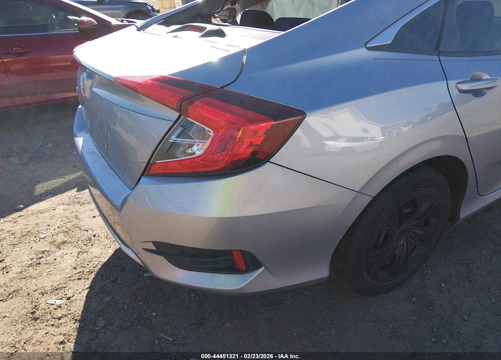 2019 HONDA CIVIC LX VIN: 2HGFC2F64KH570186