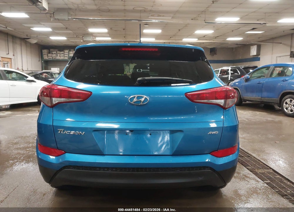 2017 HYUNDAI TUCSON SE VIN: KM8J3CA46HU485162