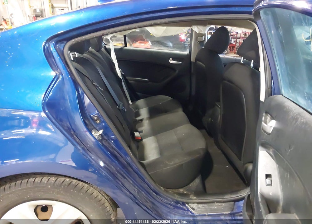 2018 KIA FORTE LX VIN: 3KPFK4A75JE189051