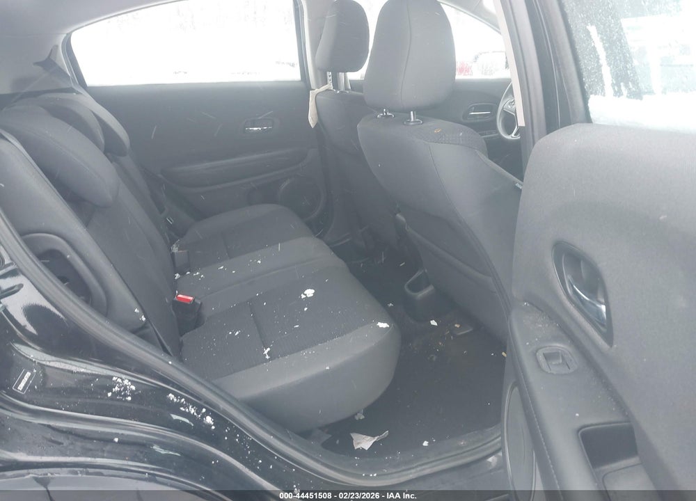 2020 HONDA HR-V AWD LX VIN: 3CZRU6H37LM737530