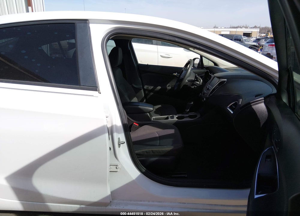 2018 CHEVROLET CRUZE LS AUTO VIN: 1G1BC5SM9J7150347