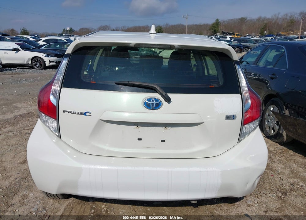 2015 TOYOTA PRIUS C TWO VIN: JTDKDTB38F1102039