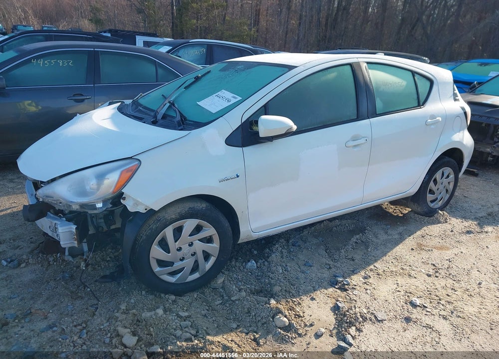 2015 TOYOTA PRIUS C TWO VIN: JTDKDTB38F1102039