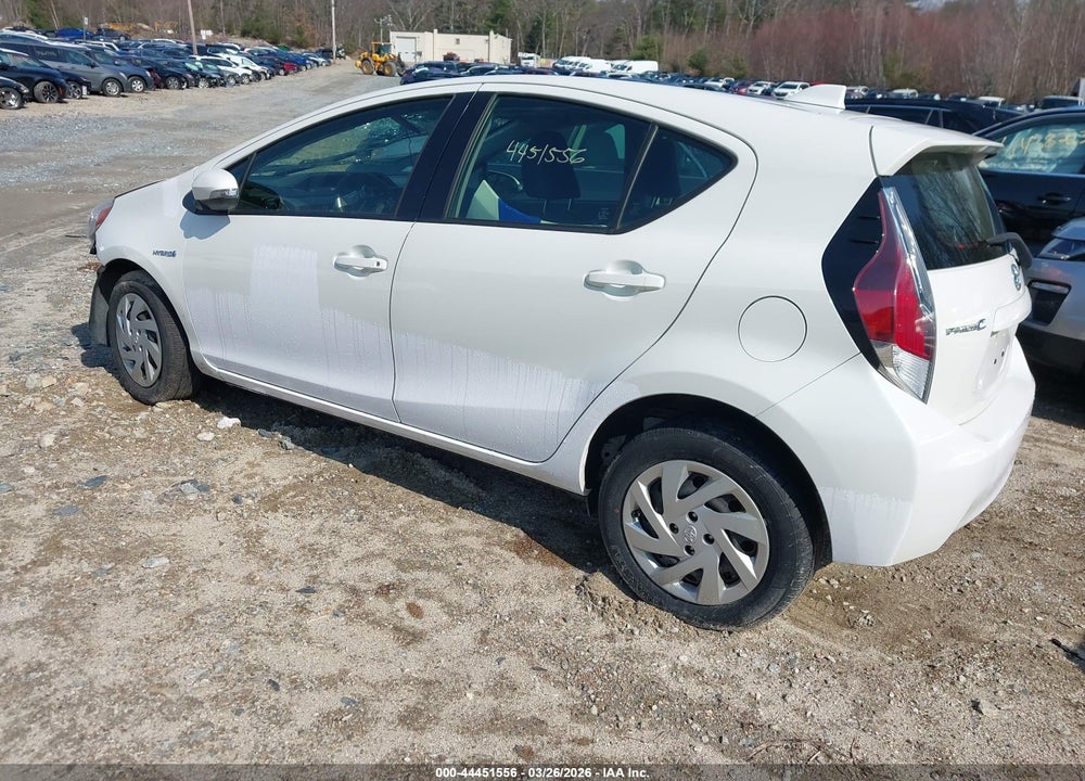 2015 TOYOTA PRIUS C TWO VIN: JTDKDTB38F1102039