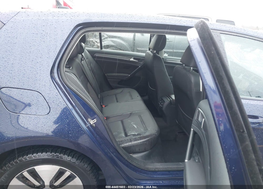 2019 VOLKSWAGEN E-GOLF SEL PREMIUM VIN: WVWPR7AU9KW911250