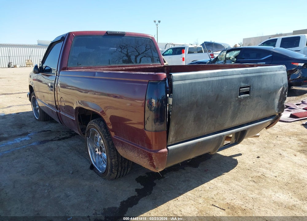 1998 CHEVROLET C1500 FLEETSIDE VIN: 1GCEC14W7WZ185024