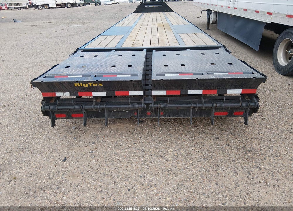 2026 BIG TEX TRAILER CO INC FLATBED GOOSENECK TRAILER VIN: 16V3F4827T6453580