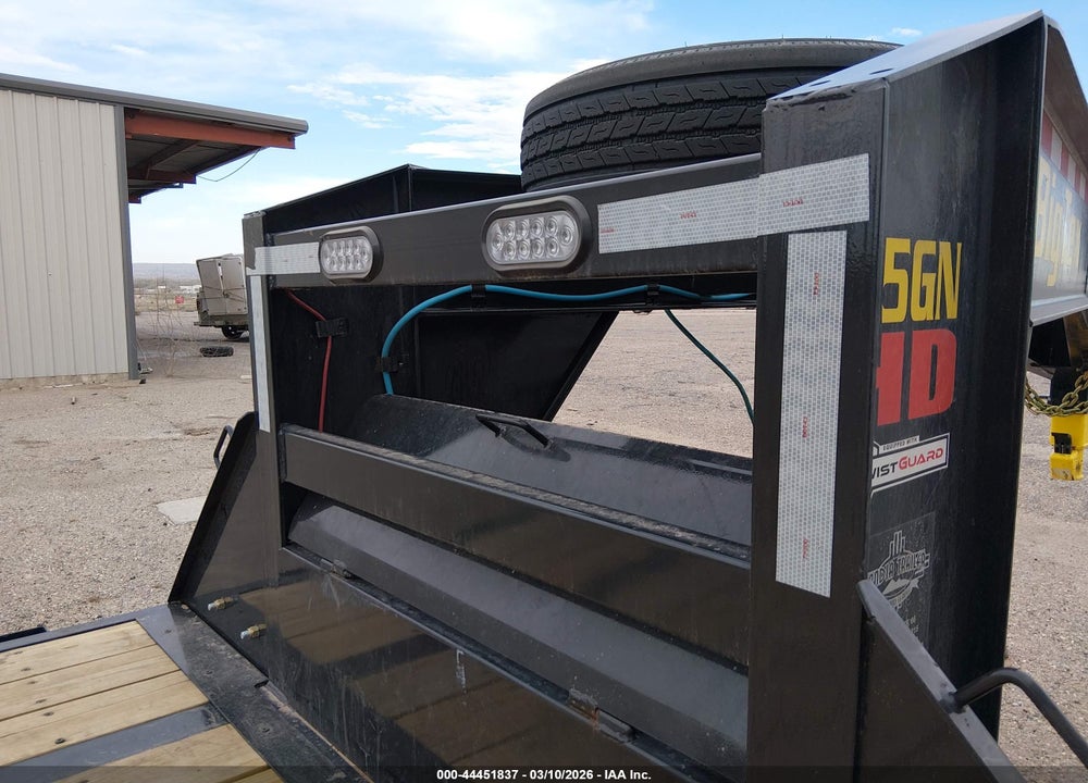2026 BIG TEX TRAILER CO INC FLATBED GOOSENECK TRAILER VIN: 16V3F4827T6453580