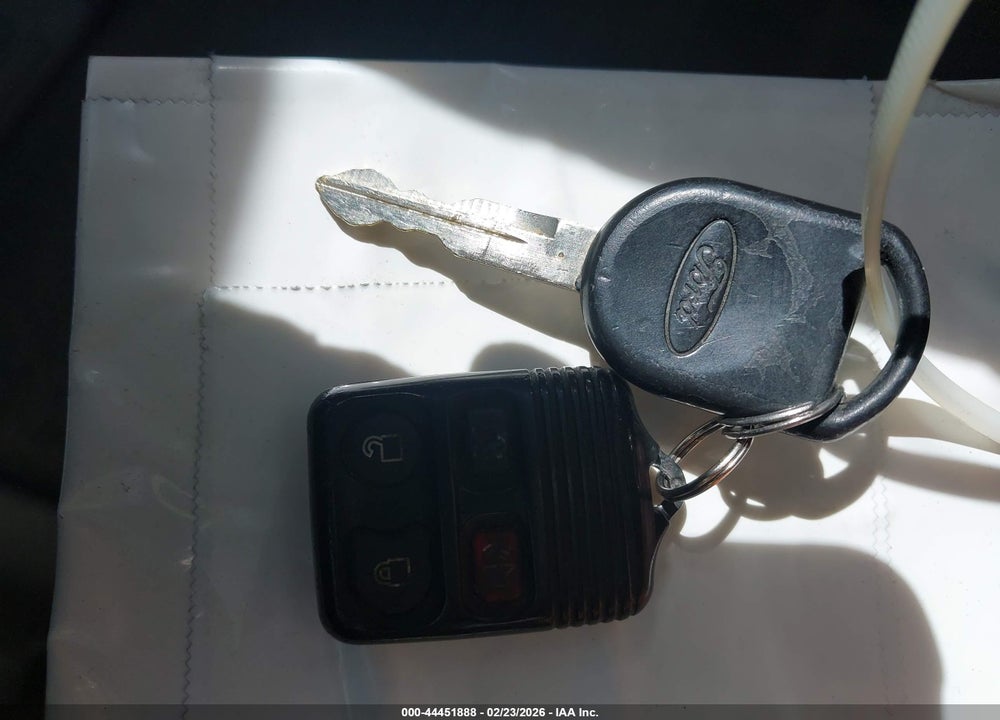 2006 FORD EXPLORER EDDIE BAUER VIN: 1FMEU64806UB30192