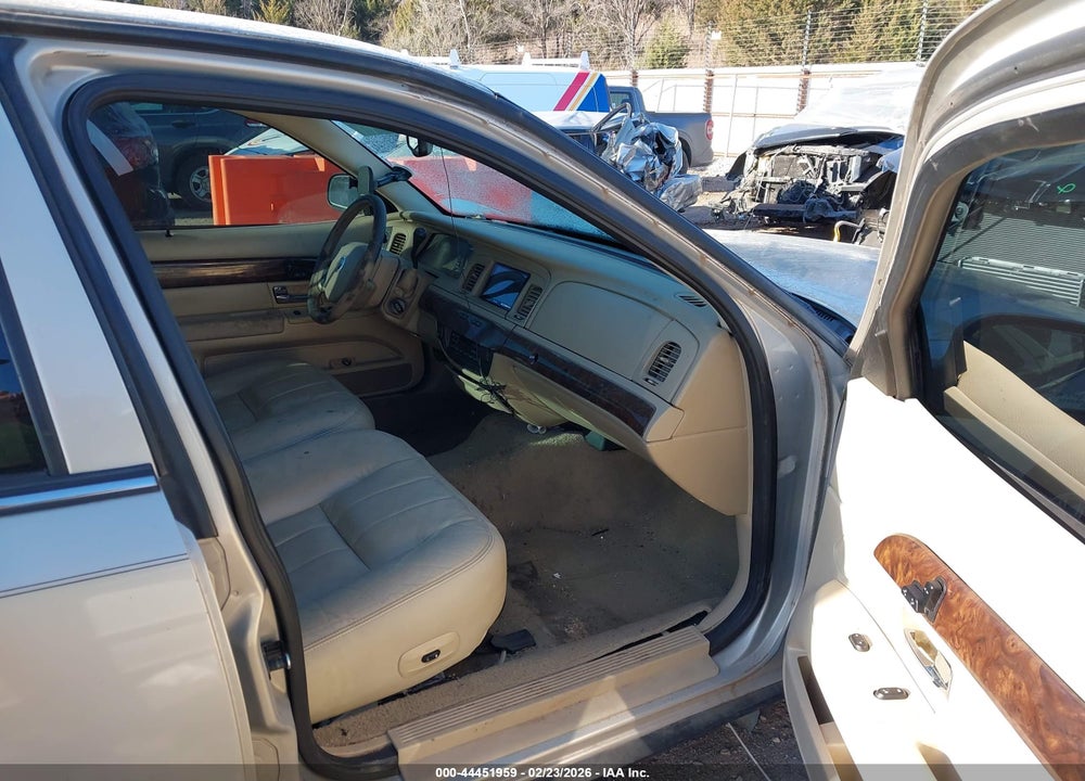 2008 MERCURY GRAND MARQUIS LS VIN: 2MEFM75V18X656778