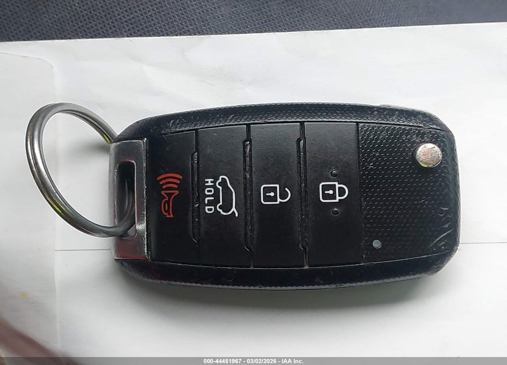 2020 KIA SORENTO 3.3L LX VIN: 5XYPG4A54LG612924