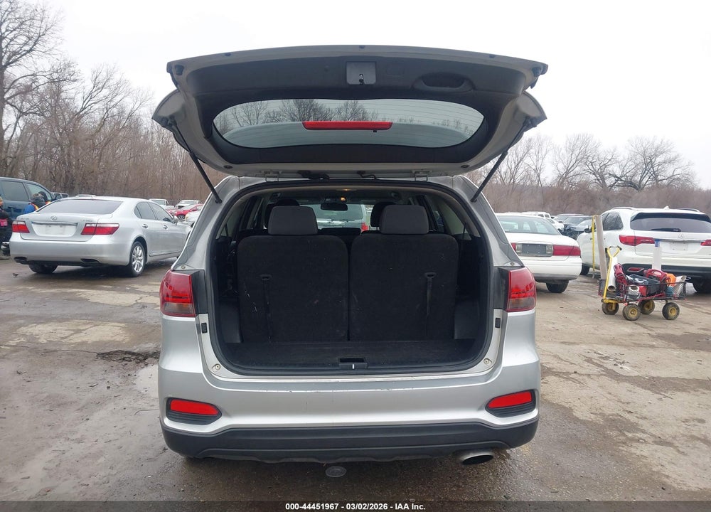 2020 KIA SORENTO 3.3L LX VIN: 5XYPG4A54LG612924