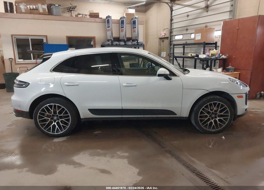 2019 PORSCHE MACAN S VIN: WP1AB2A55KLB33860