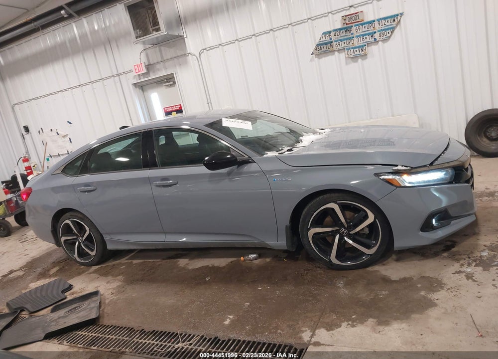 2022 HONDA ACCORD HYBRID SPORT VIN: 1HGCV3F21NA017563