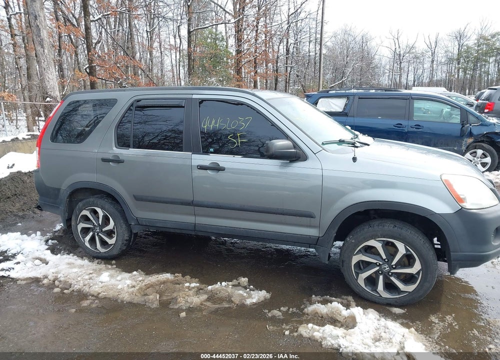 2006 HONDA CR-V LX VIN: SHSRD68556U405627