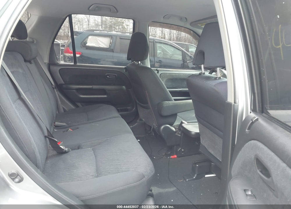 2006 HONDA CR-V LX VIN: SHSRD68556U405627