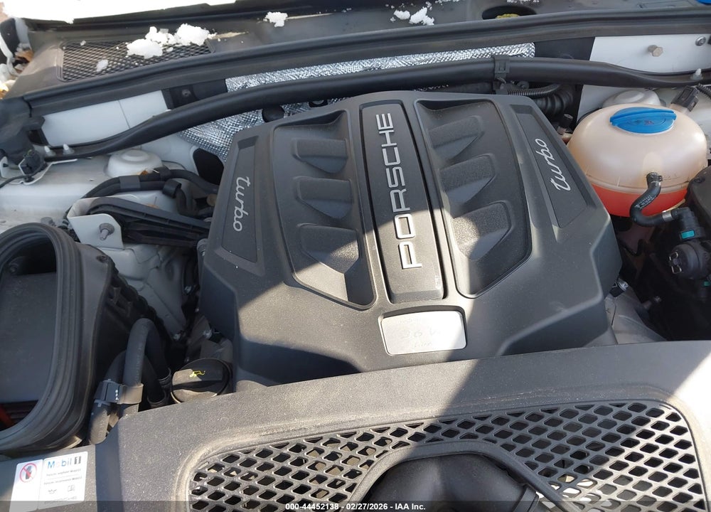 2018 PORSCHE MACAN TURBO VIN: WP1AF2A56JLB70659