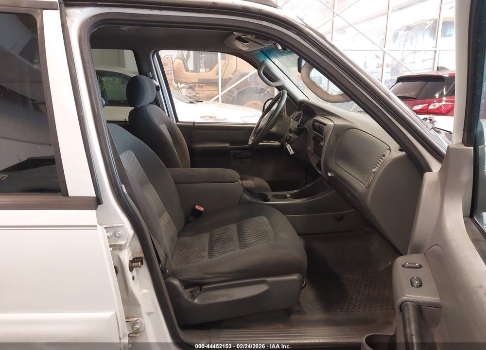 2004 FORD EXPLORER SPORT TRAC ADRENALIN/XLS/XLT VIN: 1FMZU67K84UA70331