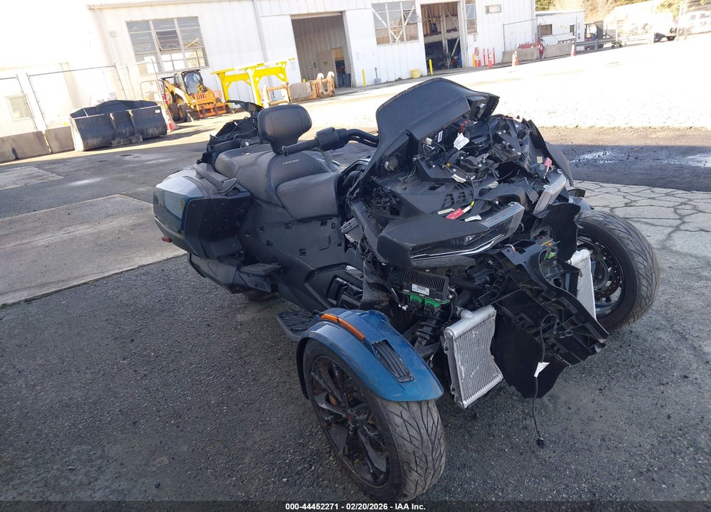 2024 CAN-AM SPYDER ROADSTER RT/RT LIMITED VIN: 2BXNBDD22RV005794
