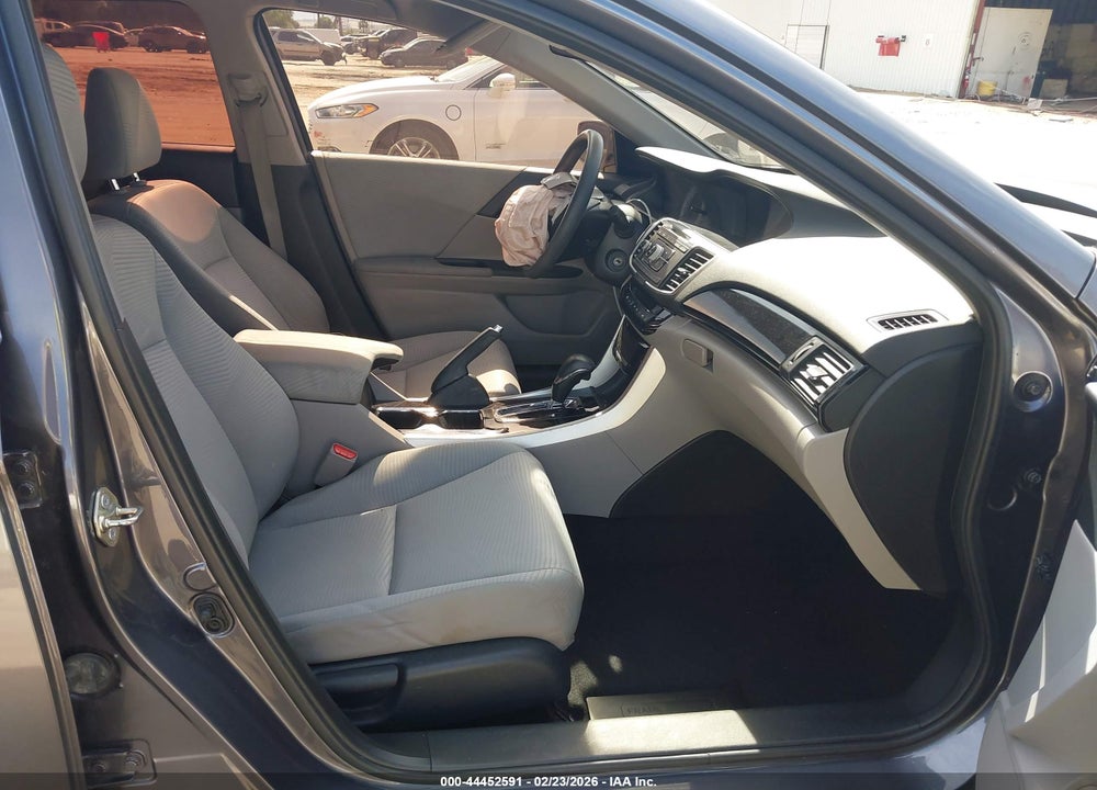 2017 HONDA ACCORD LX VIN: 1HGCR2F30HA139522