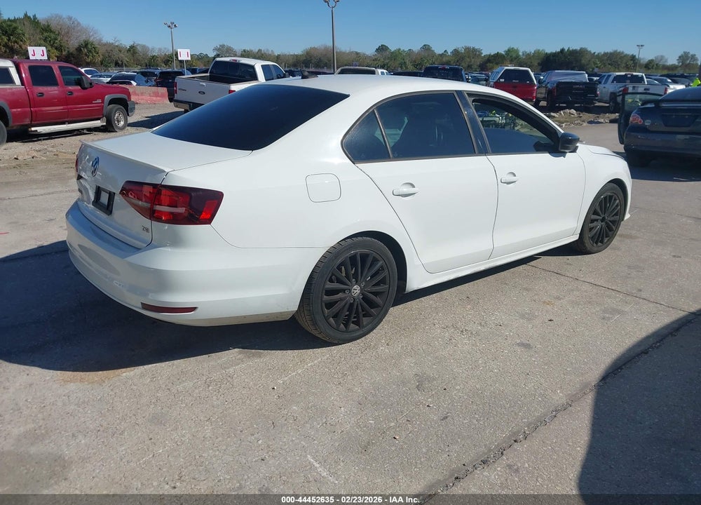 2016 VOLKSWAGEN JETTA 1.8T SPORT VIN: 3VWD17AJ2GM267269