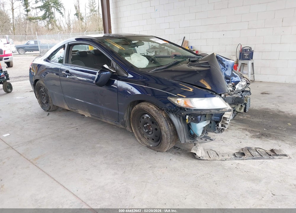 2010 HONDA CIVIC LX VIN: 2HGFG1B65AH522070