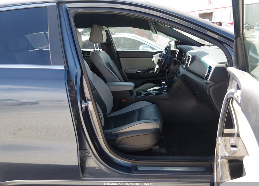 2019 KIA SPORTAGE EX VIN: KNDPN3AC1K7602877
