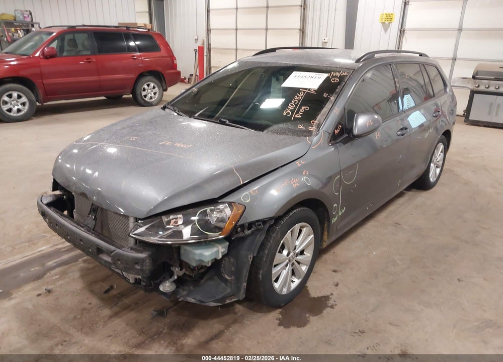 2017 VOLKSWAGEN GOLF SPORTWAGEN TSI S VIN: 3VW017AU0HM518638