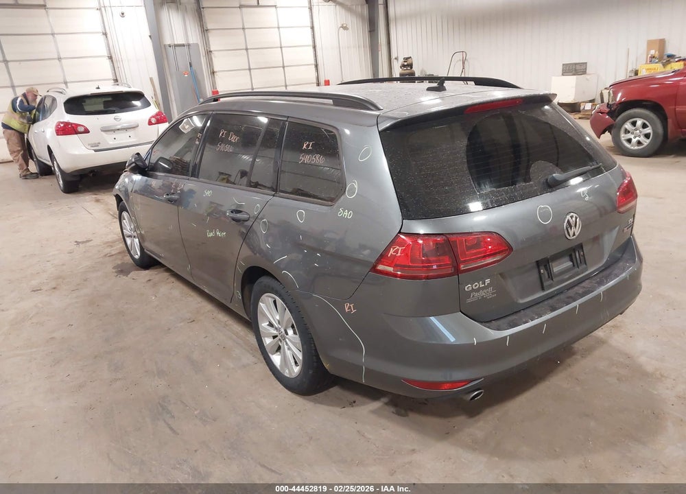 2017 VOLKSWAGEN GOLF SPORTWAGEN TSI S VIN: 3VW017AU0HM518638