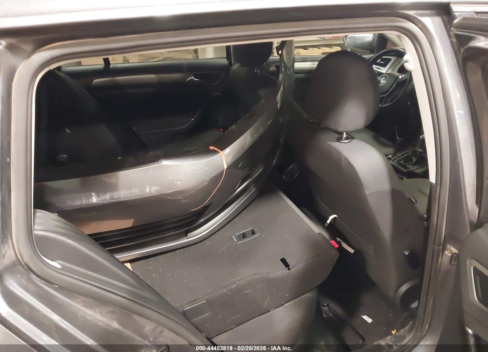2017 VOLKSWAGEN GOLF SPORTWAGEN TSI S VIN: 3VW017AU0HM518638