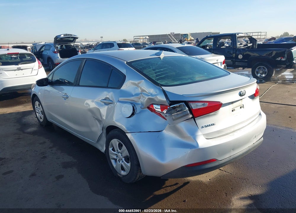 2016 KIA FORTE LX VIN: KNAFK4A65G5495918