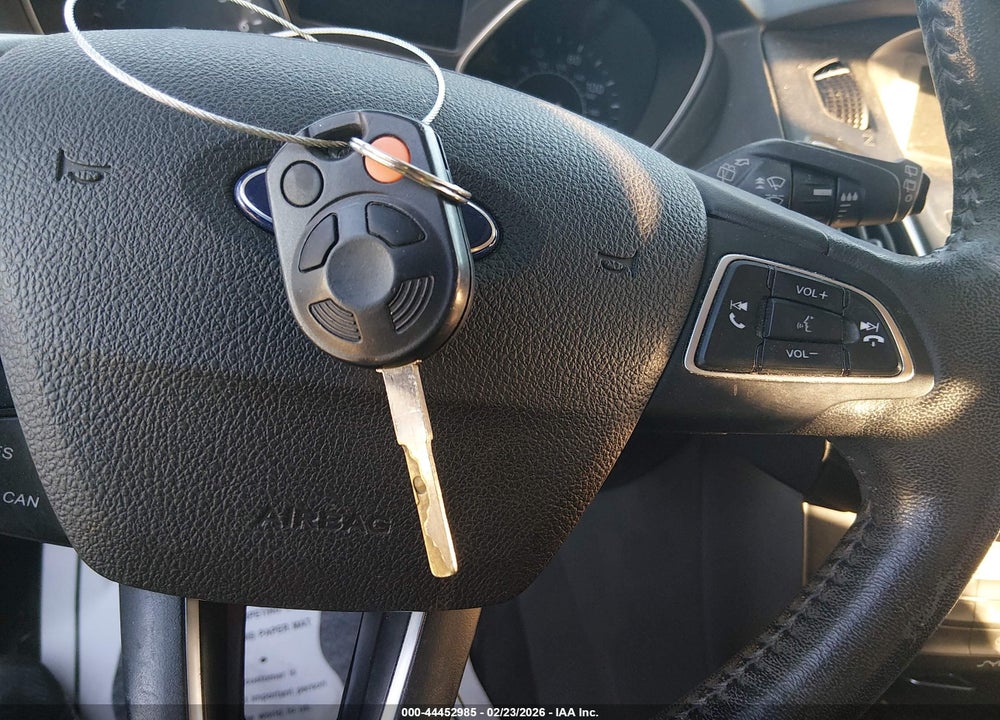 2015 FORD FOCUS SE VIN: 1FADP3K28FL326512