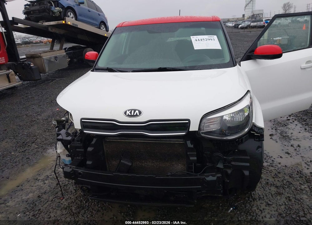 2018 KIA SOUL + VIN: KNDJP3A59J7598898
