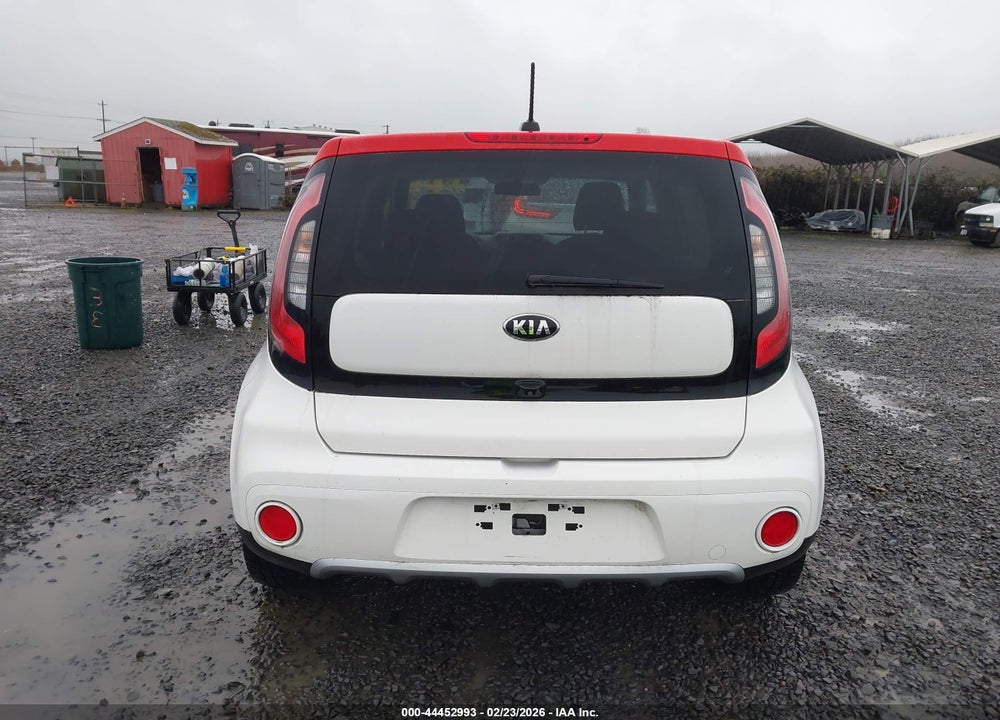 2018 KIA SOUL + VIN: KNDJP3A59J7598898