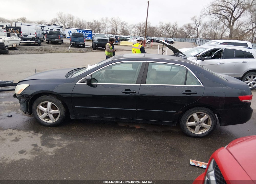2004 HONDA ACCORD 2.4 EX VIN: 1HGCM55724A039680