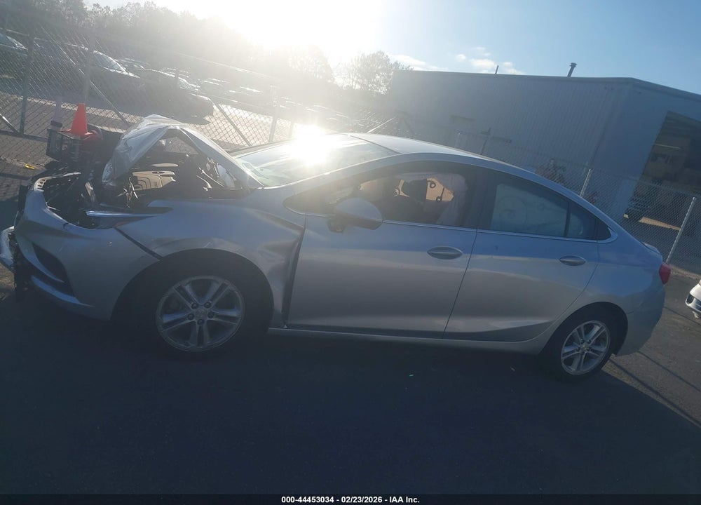 2018 CHEVROLET CRUZE LT AUTO VIN: 1G1BE5SM7J7197130