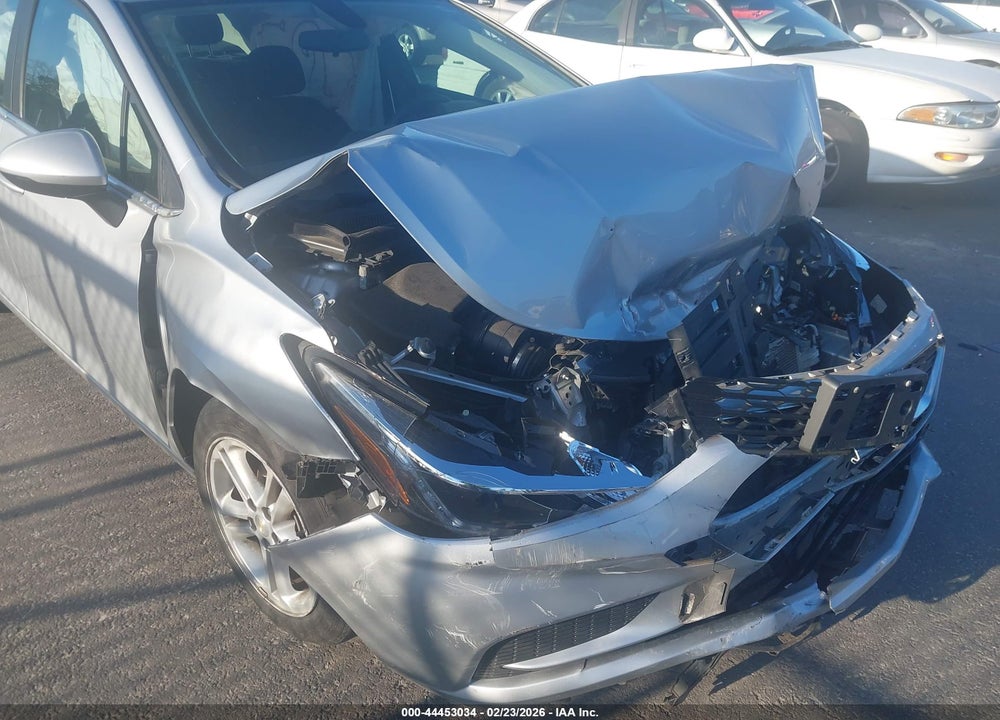 2018 CHEVROLET CRUZE LT AUTO VIN: 1G1BE5SM7J7197130