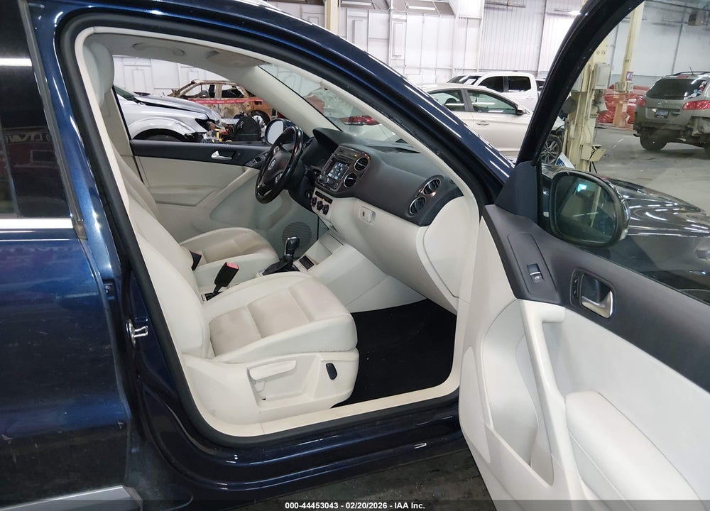 2013 VOLKSWAGEN TIGUAN SE VIN: WVGBV3AX4DW559198