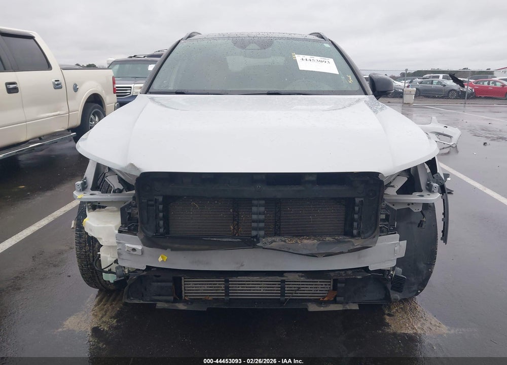 2020 VOLVO XC40 T5 R-DESIGN VIN: YV4162UM7L2234301