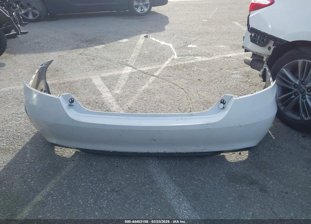 2015 TOYOTA CAMRY SE VIN: 4T1BF1FK1FU042759