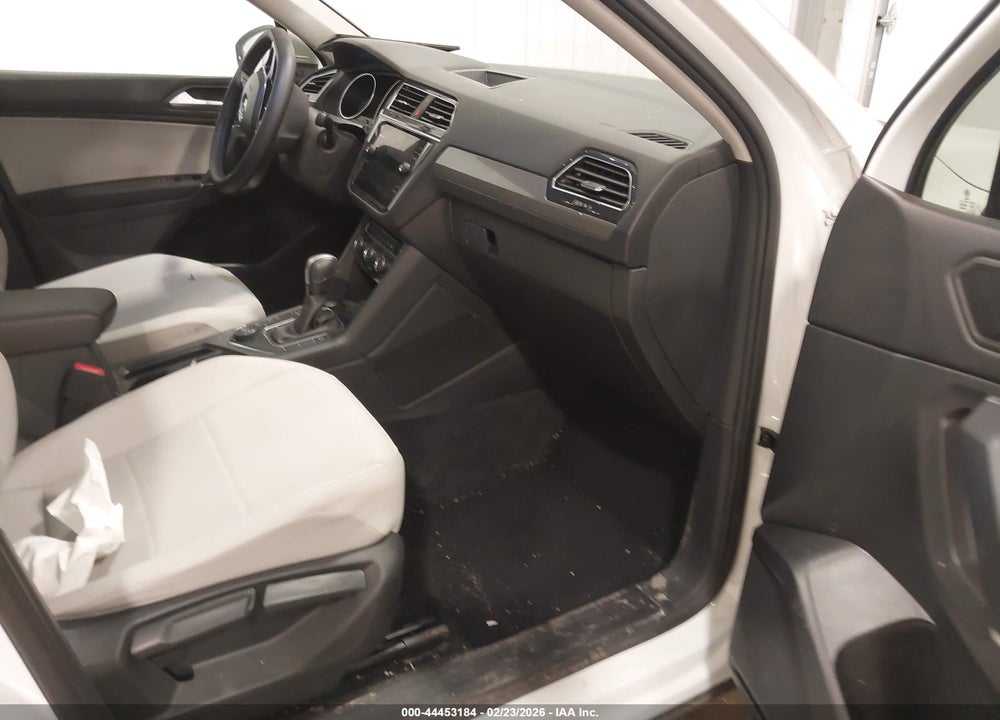 2020 VOLKSWAGEN TIGUAN 2.0T SE/2.0T SE R-LINE BLACK/2.0T SEL VIN: 3VV2B7AXXLM071300