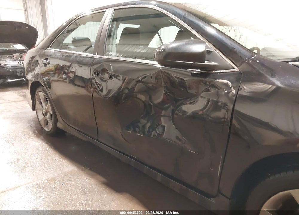 2014 TOYOTA CAMRY SE SPORT VIN: 4T1BF1FK8EU401250
