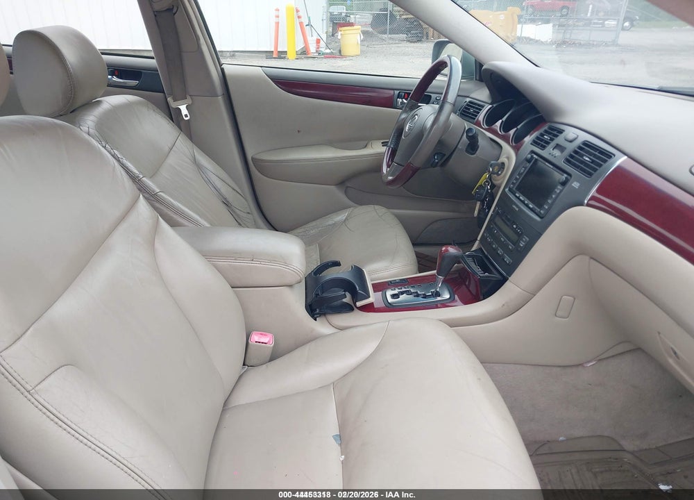 2004 LEXUS ES 330 VIN: JTHBA30G645025951